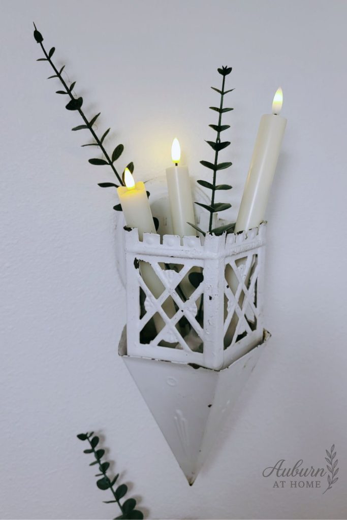 Candles and greenery as decor